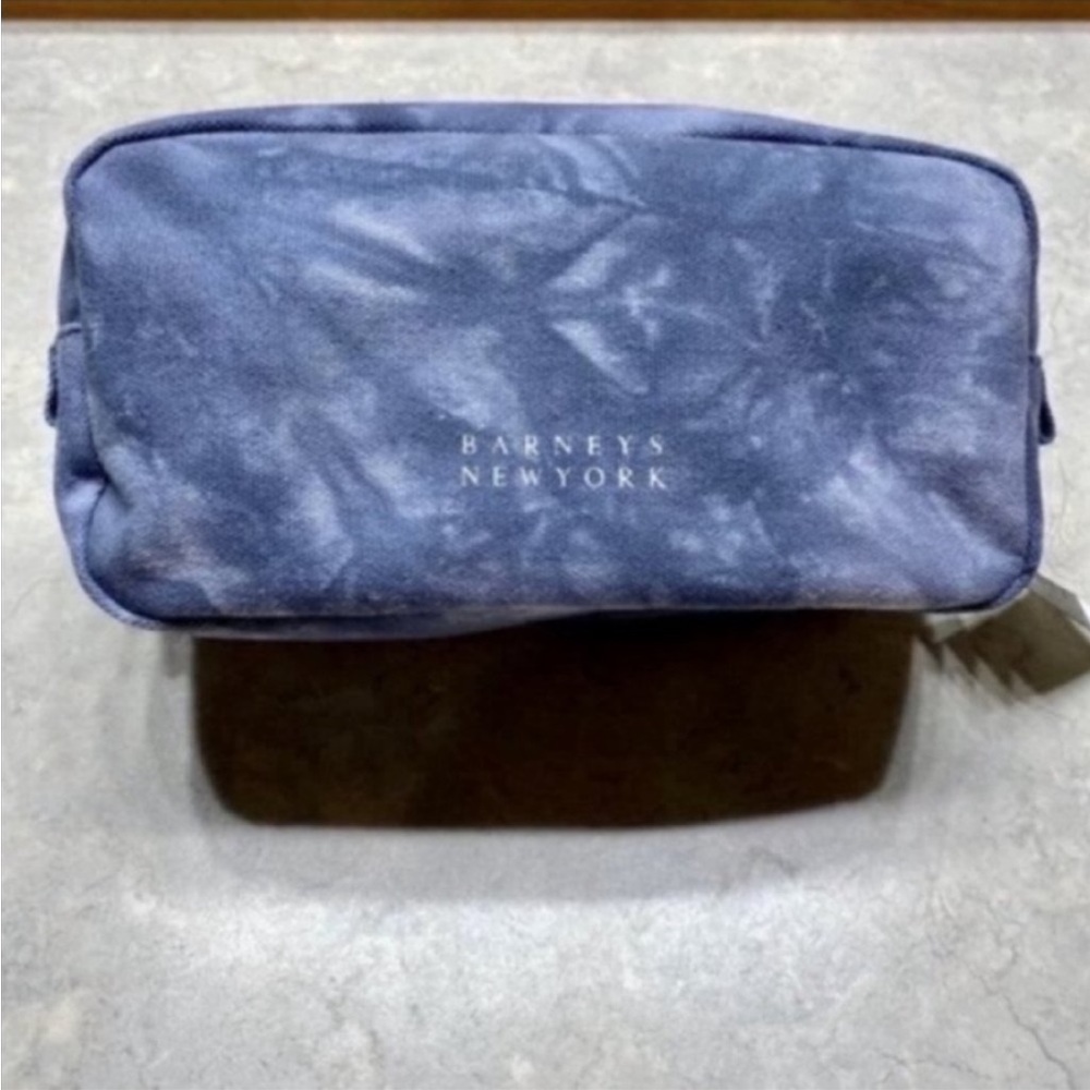 NWT Barneys New York Toiletry Shave Travel Kit